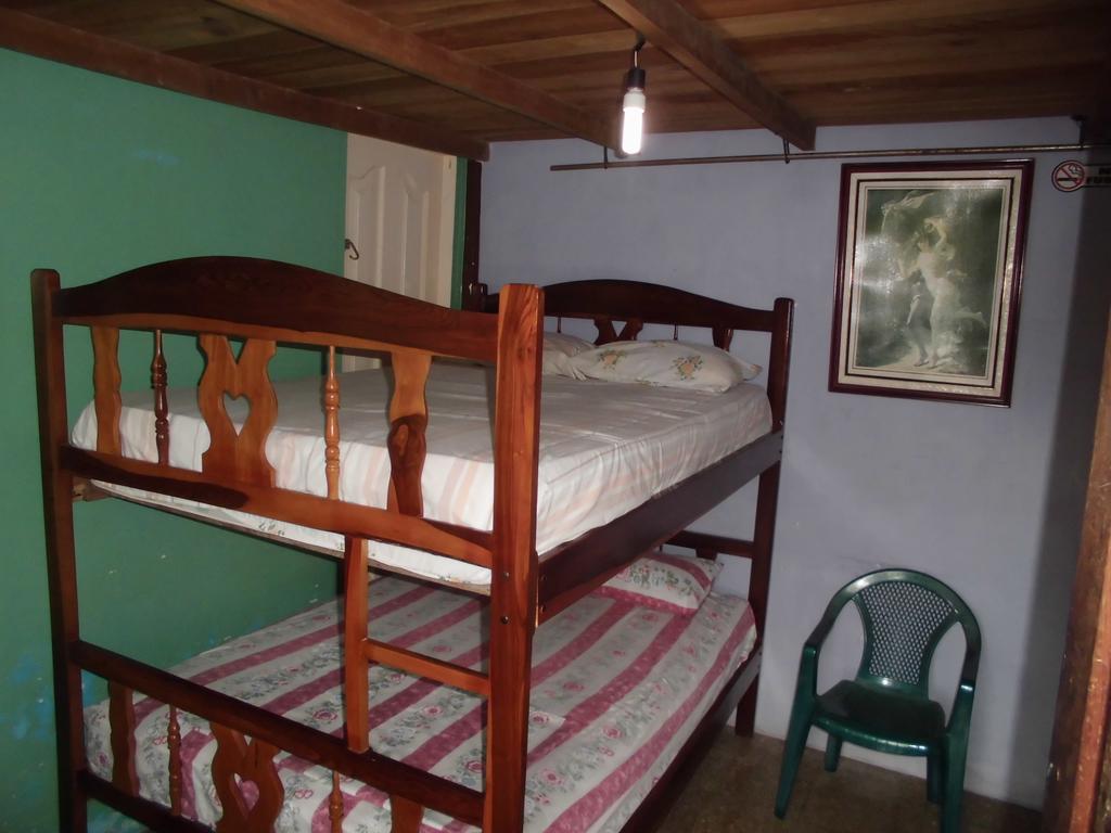 Hostal Camping Beach Salinas  Eksteriør billede